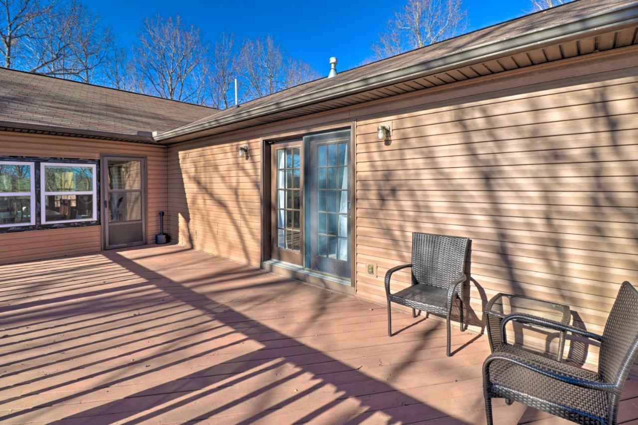 Secluded Marble Falls Family Home With Mtn Views! Exterior photo